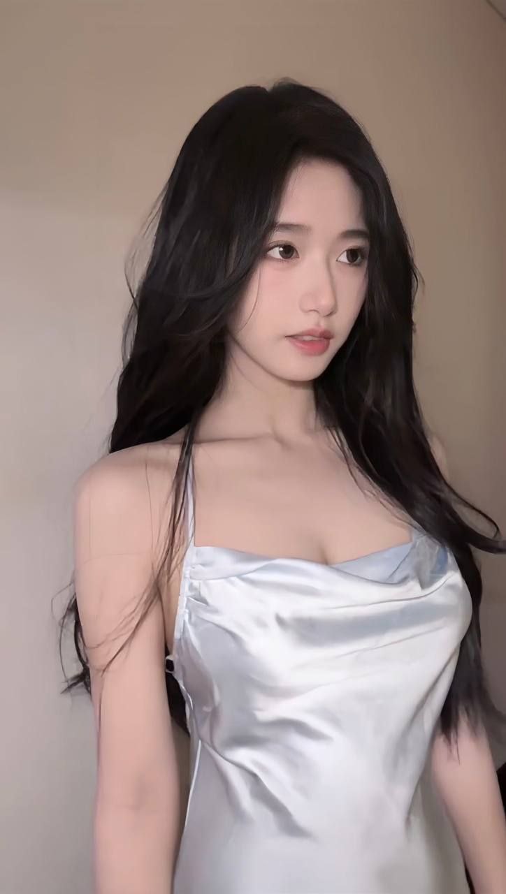 上海大学在读清纯校花