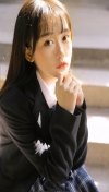 高颜值00后兼职 大长腿白 粉粉的逼 鸡鸡一直硬 操的小妹子喷水求饶