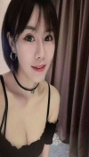 兼职的模特，年轻漂亮逼逼紧屁股翘