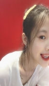 在家兼职的大美女