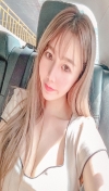 19岁妹子。新人下海。嫩。白虎
