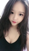 调教丰腰巨乳学生妹，逼嫩水多床单都湿透了