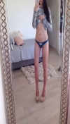 半良家妩媚感觉的浪货