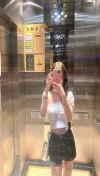 外表斯文有气质的淫荡兼职美女