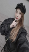 胸大丰满的妹子