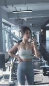 普拉提健身小妹