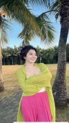 童颜巨乳爱妃